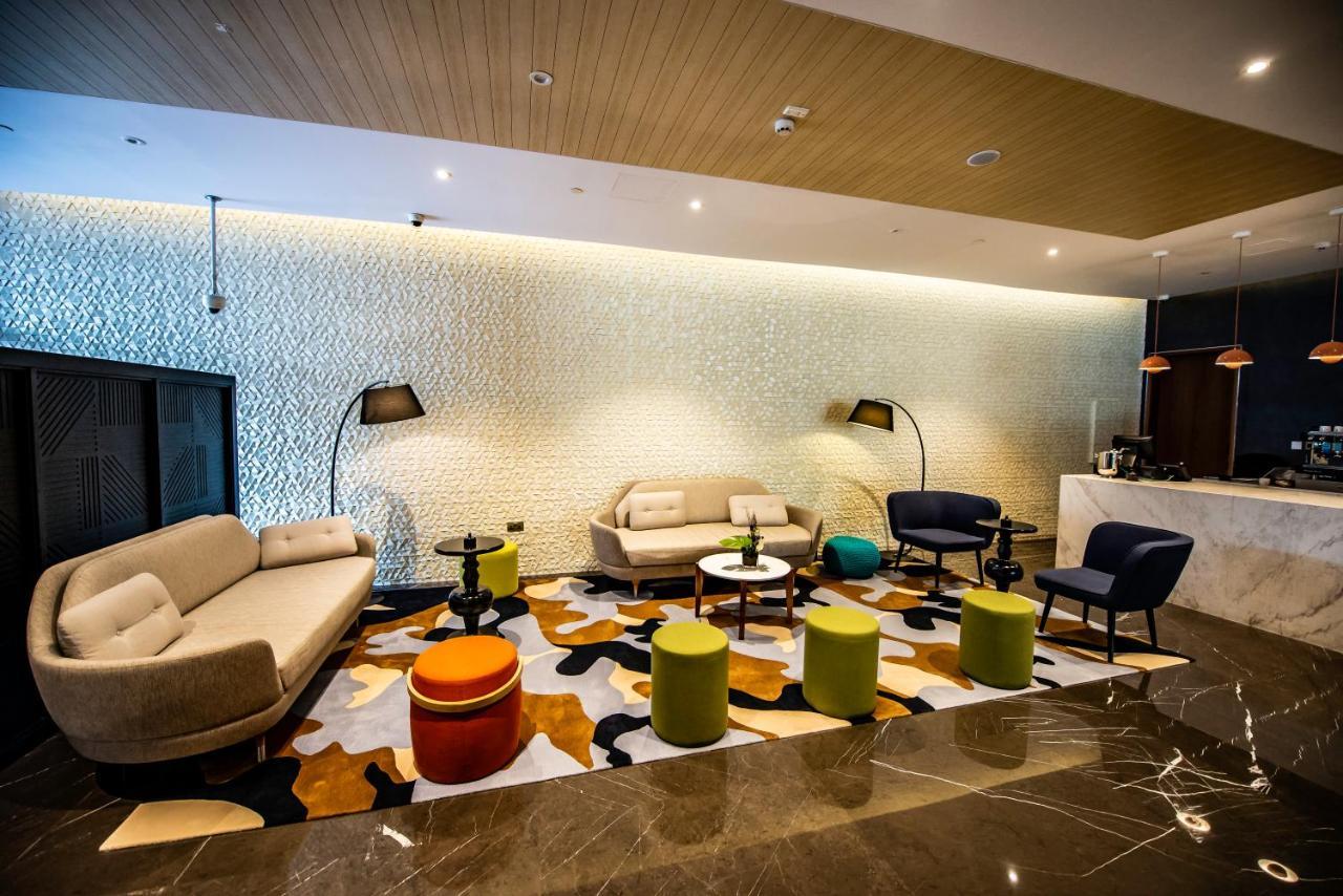 La Vie Gardens Hotel Apartmentsドバイ エクステリア 写真