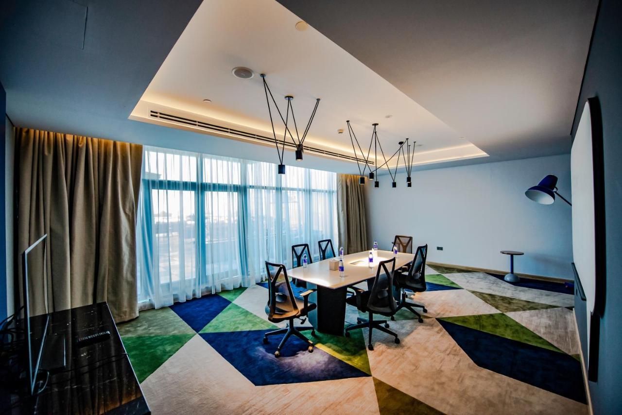 La Vie Gardens Hotel Apartmentsドバイ エクステリア 写真