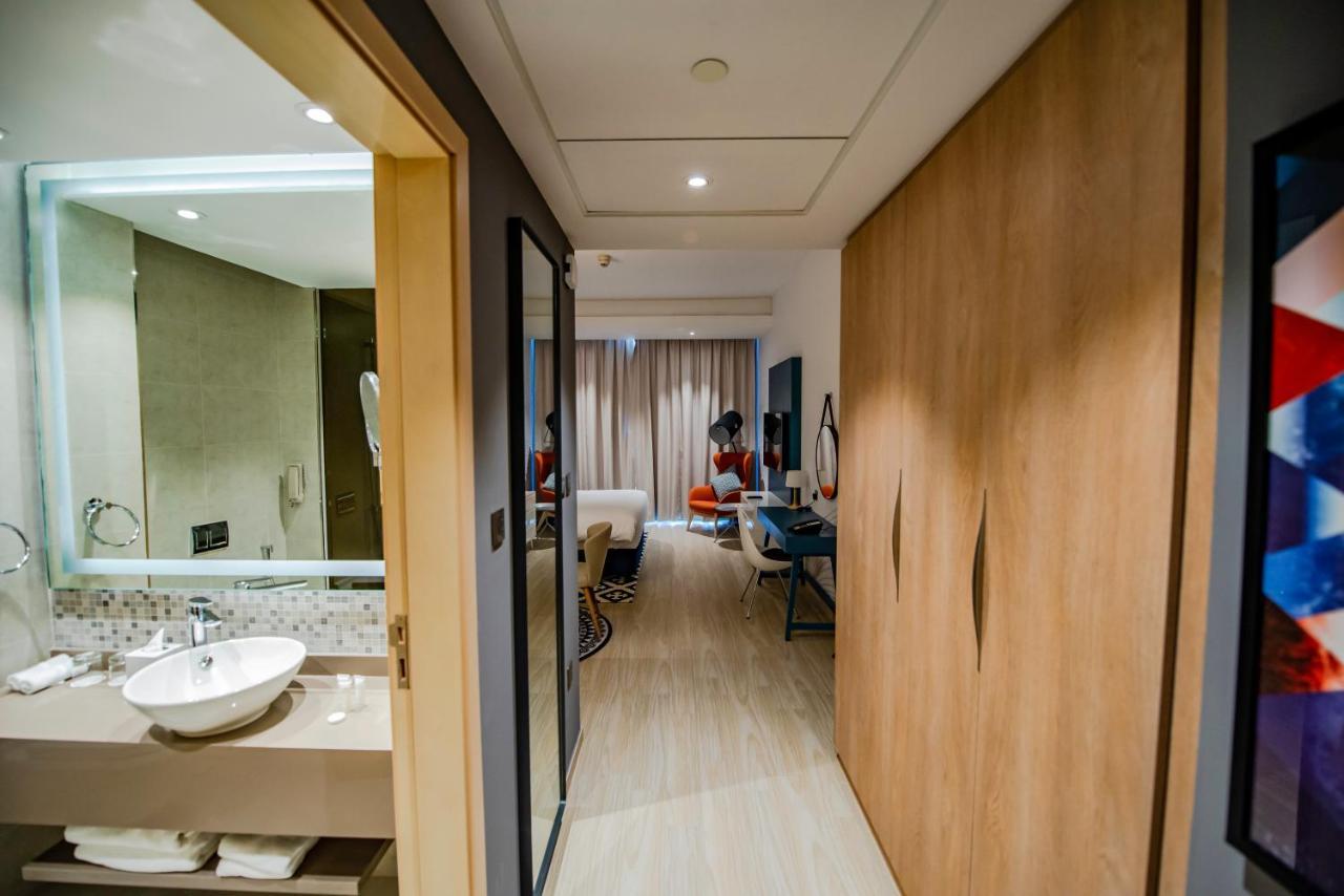 La Vie Gardens Hotel Apartmentsドバイ エクステリア 写真